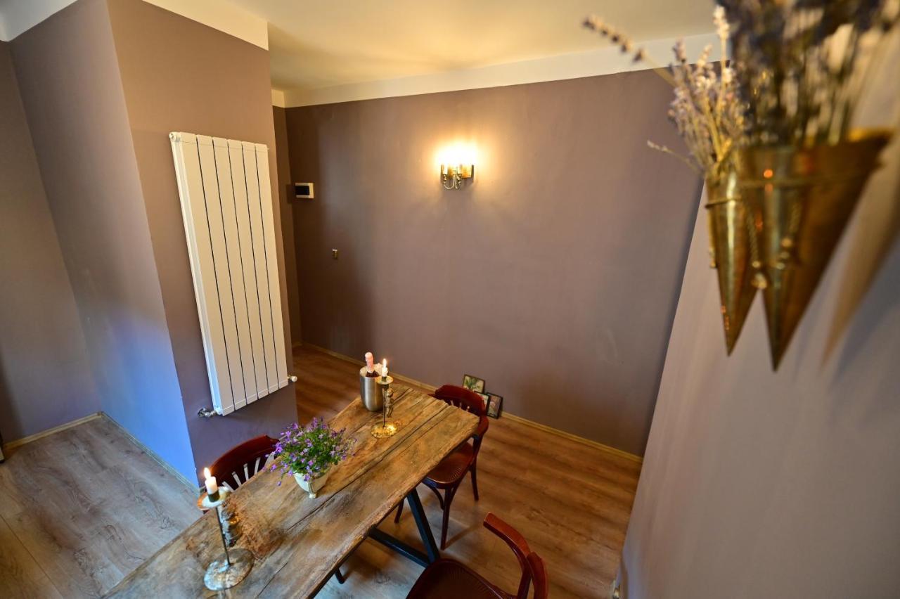 Lovely 2 Bedroom Apartment In Historic City Center Sibiu Ngoại thất bức ảnh